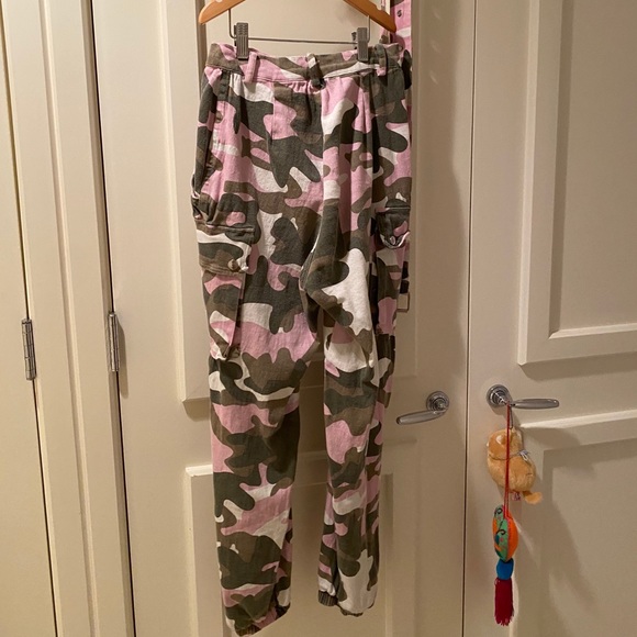 Hot & delicious camp pants - Picture 3 of 4